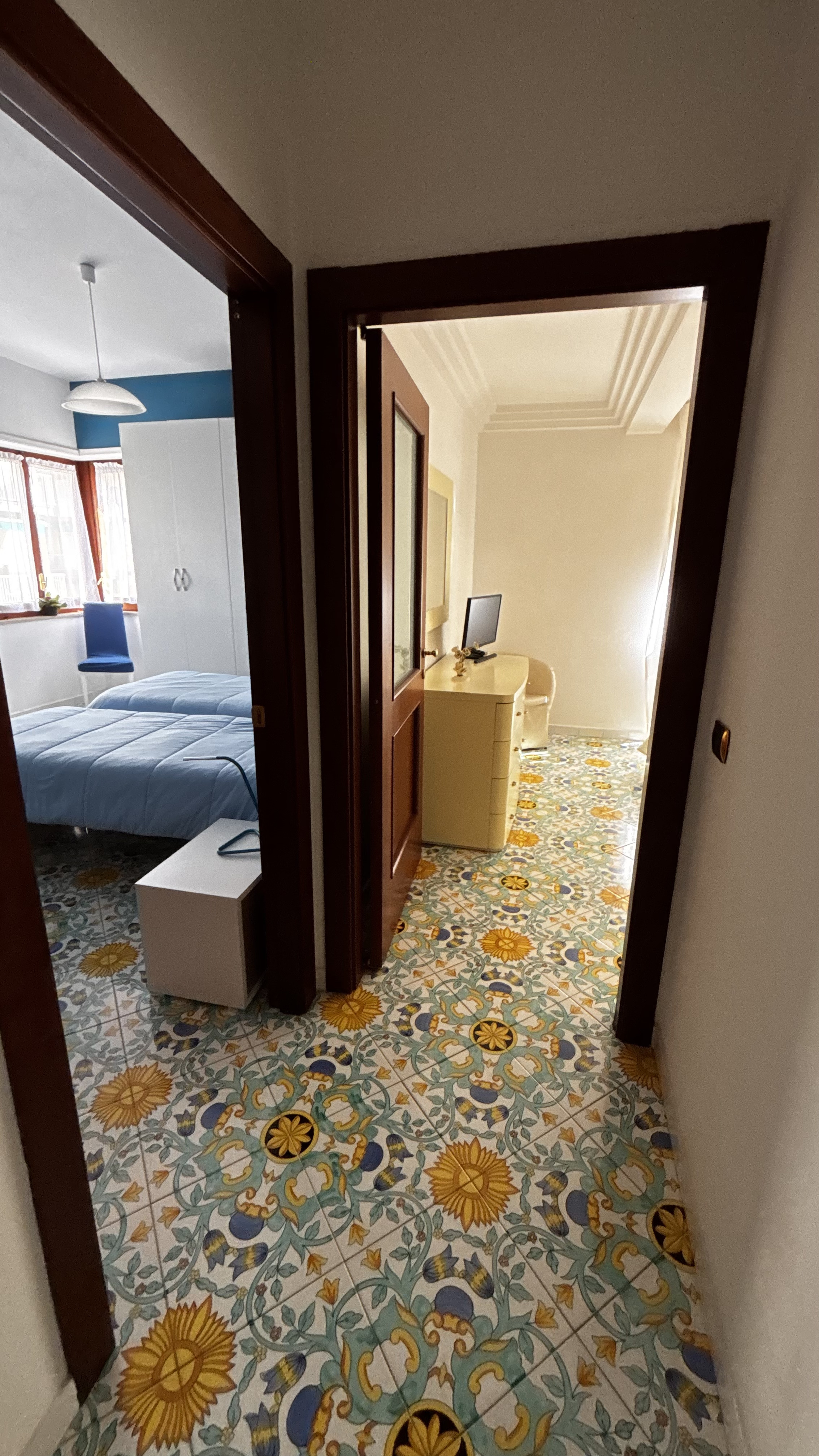 Corridor 1