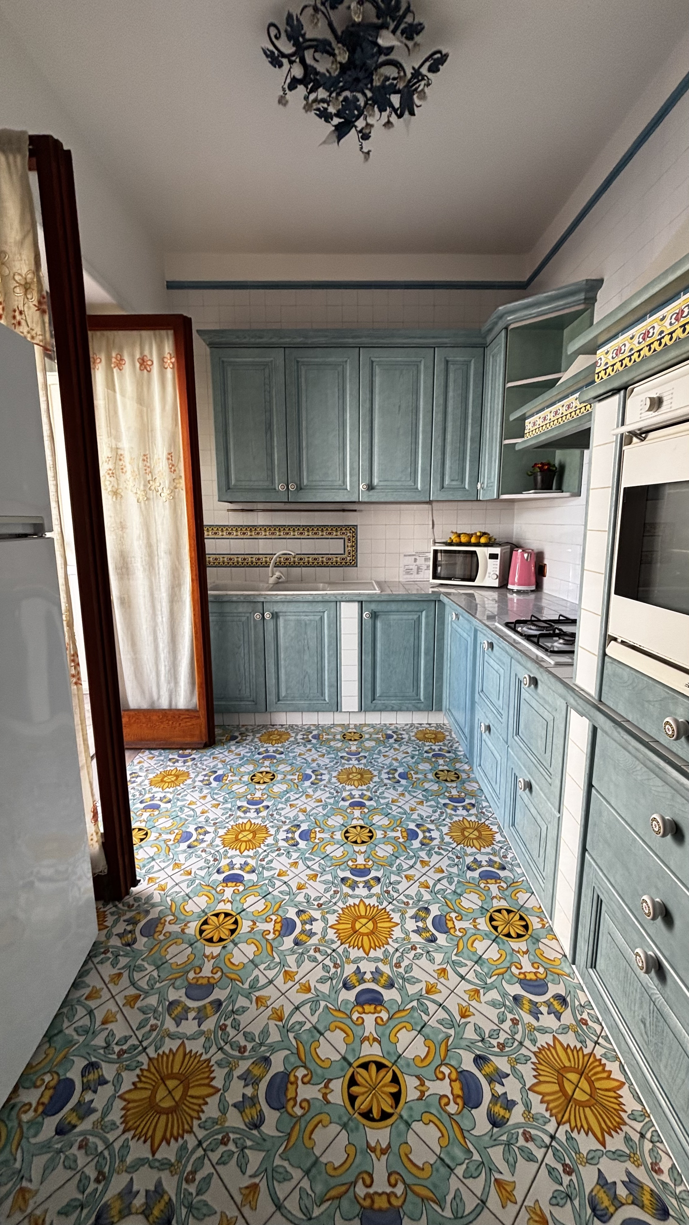 Kitchen 1